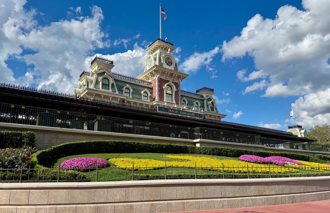 28-Magic-Kingdom-Train-Station