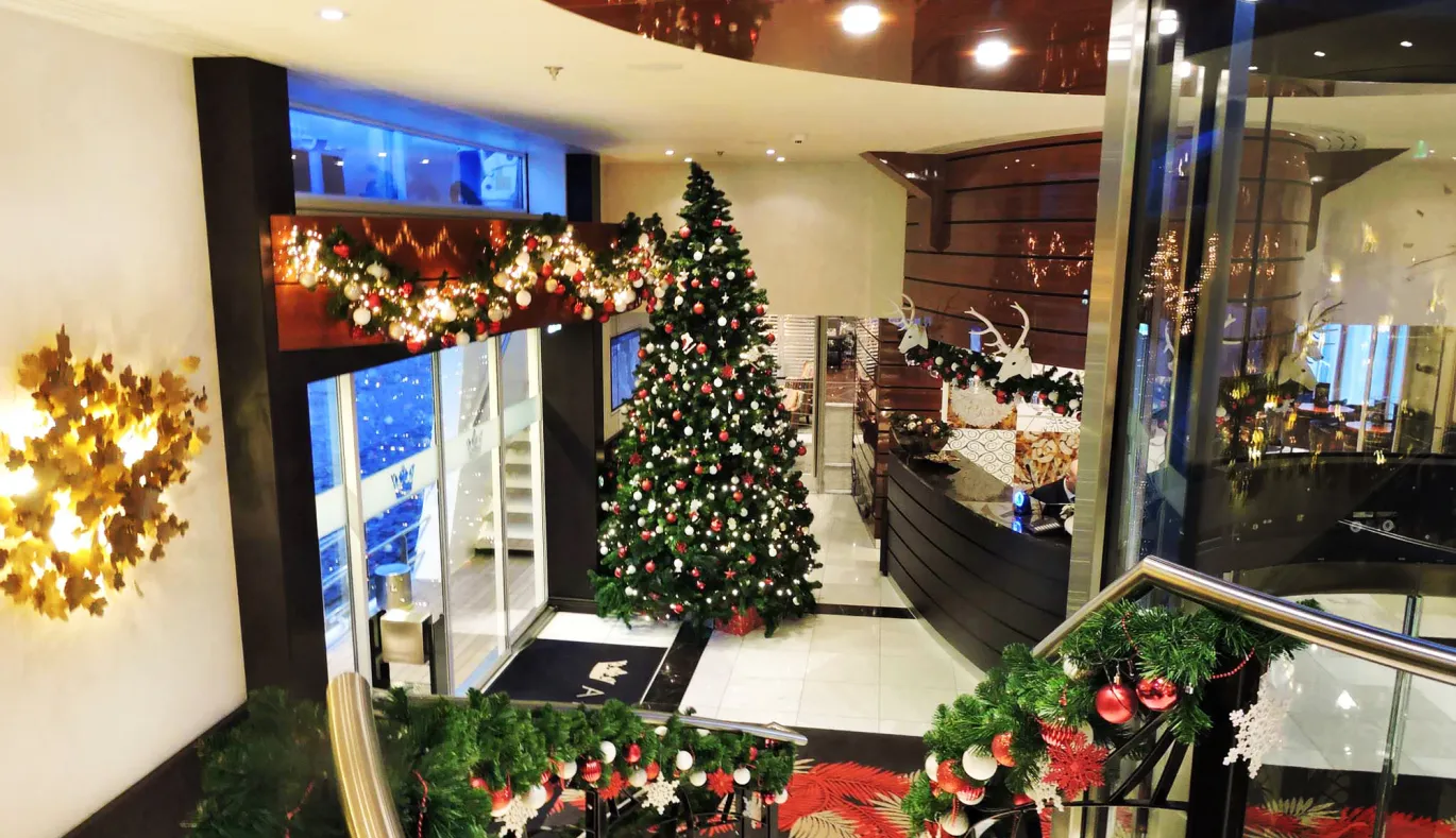 AmaKristina_Lobby_Christmas_2023