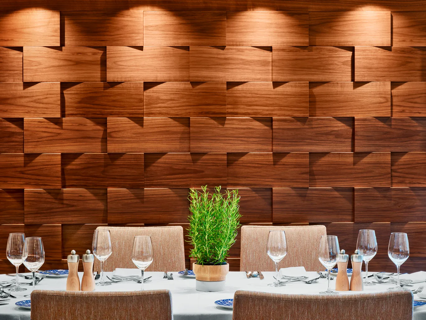 Restaurant_2025-02-12_17-45-03